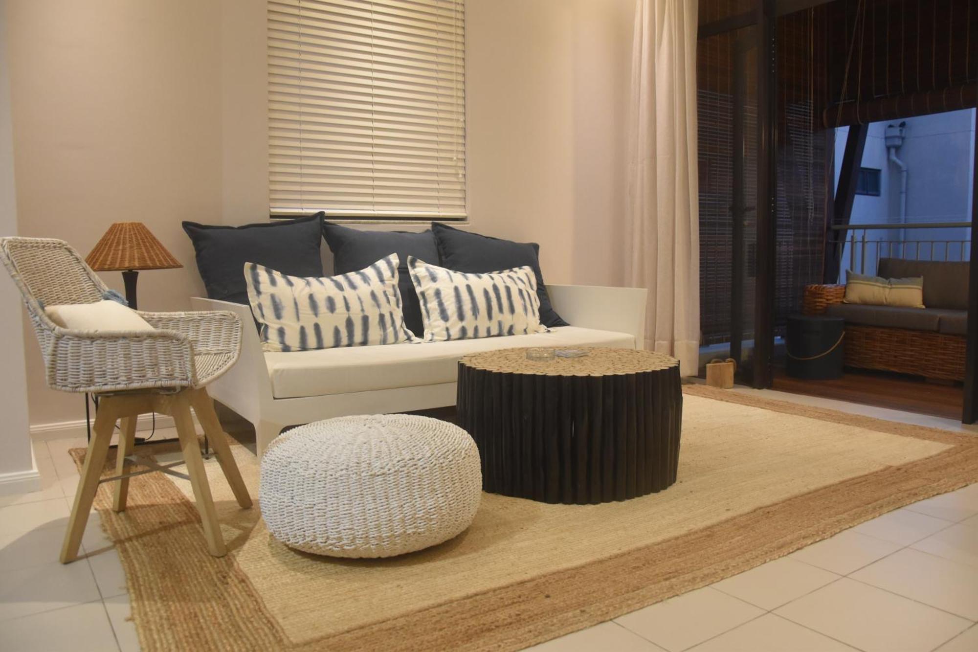 Blue Waves Beachfront Penthouse Flic-en-Flacq Dış mekan fotoğraf